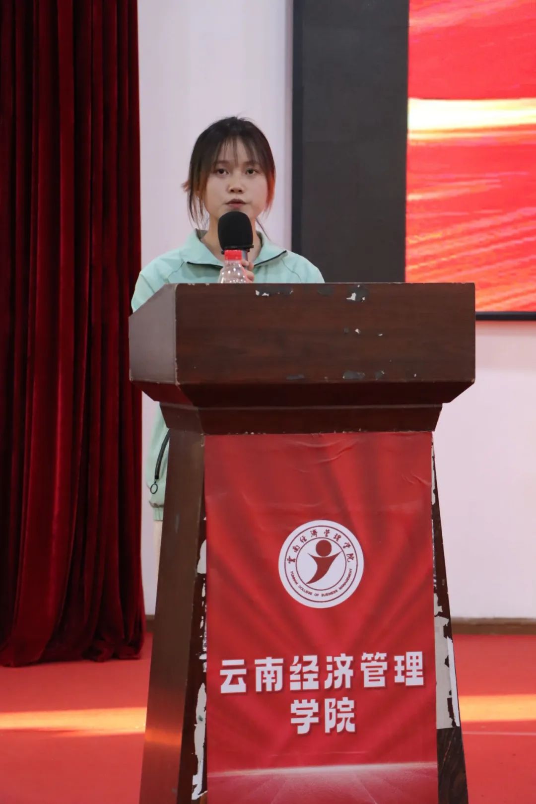 党心引领青春志,青马结业启新程——医学院开展首期青训结业典礼 第 7 张 党心引领青春志,青马结业启新程——医学院开展首期青训结业典礼 第 7 张