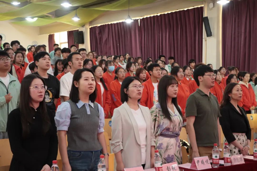 党心引领青春志,青马结业启新程——医学院开展首期青训结业典礼 第 2 张 党心引领青春志,青马结业启新程——医学院开展首期青训结业典礼 第 2 张