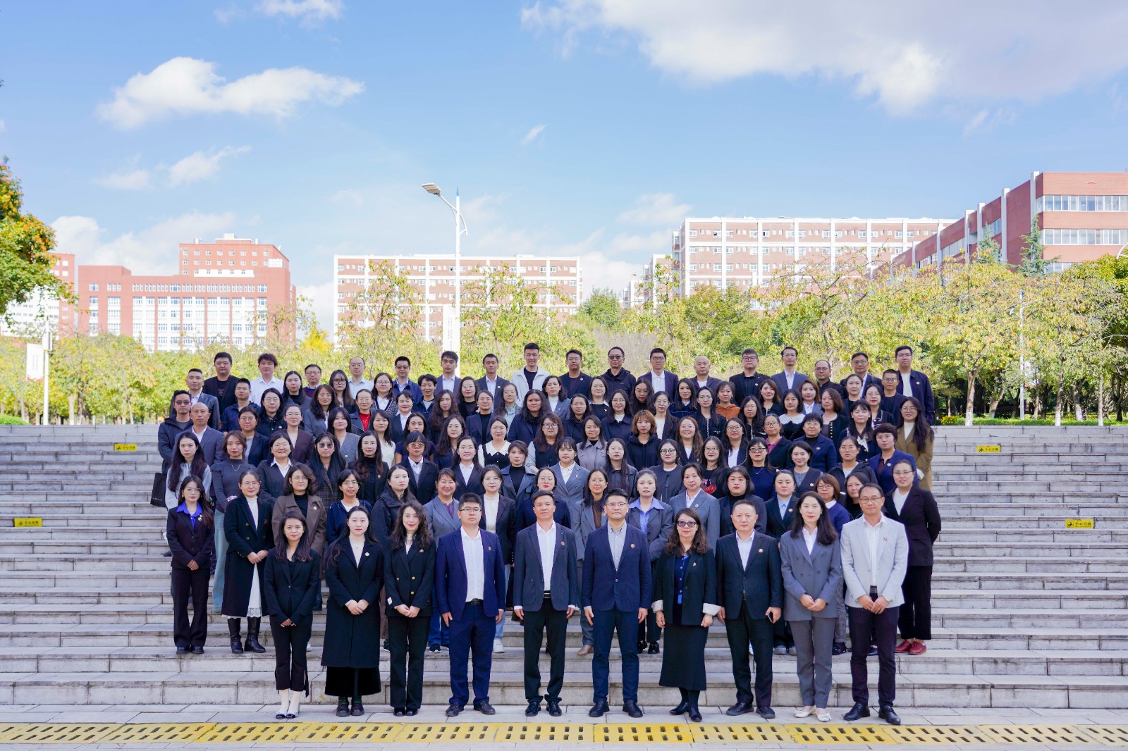 云经管新学院，揭牌！ 第 9 张