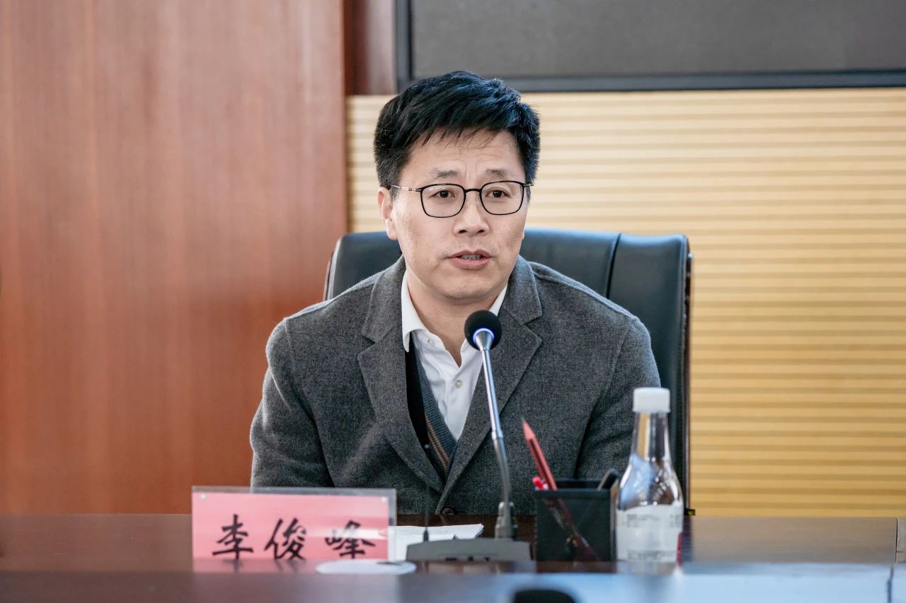 微信图片_20250106170057.jpg 常熟理工学院党委书记王培君一行莅临我校交流座谈 第 7 张