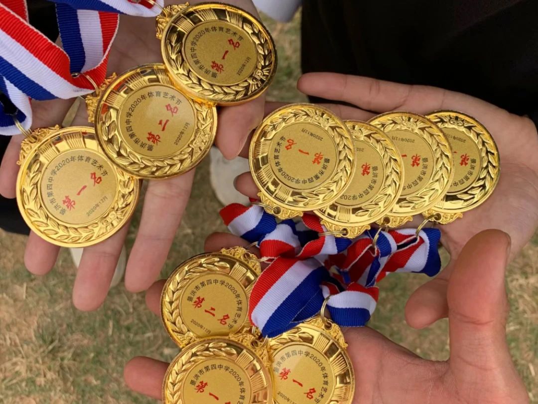 专业第一、视频博主...云经管体育系学姐凭什么闪闪发光? 第 4 张 专业第一、视频博主...云经管体育系学姐凭什么闪闪发光? 第 4 张