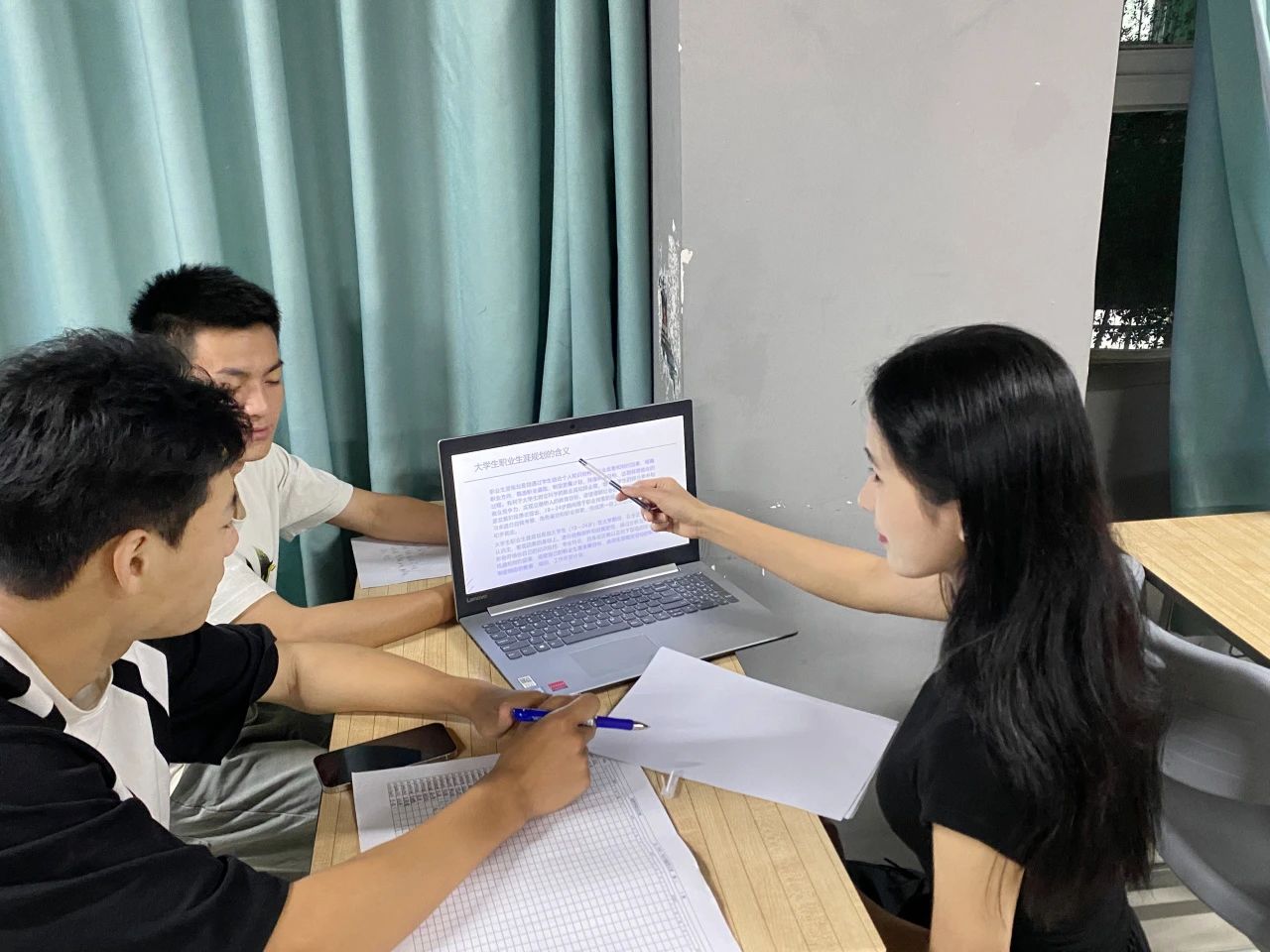 专业第一、视频博主...云经管体育系学姐凭什么闪闪发光? 第 12 张 专业第一、视频博主...云经管体育系学姐凭什么闪闪发光? 第 12 张