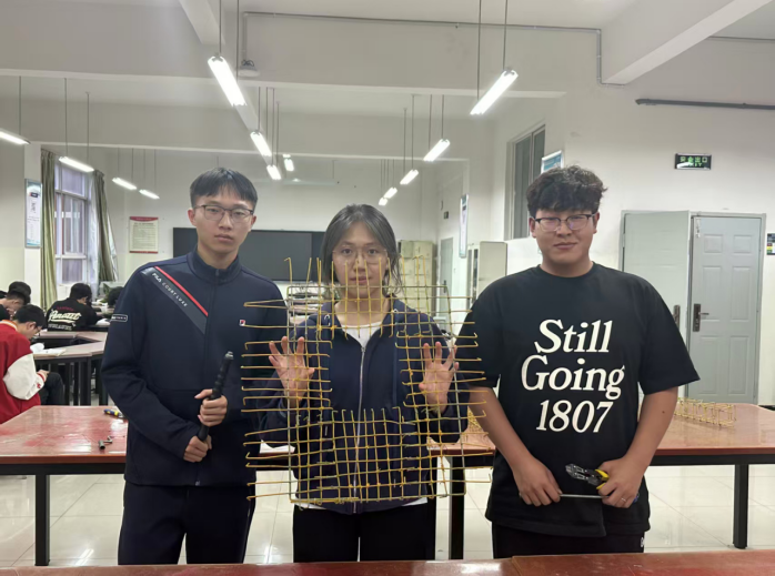 屏幕截图 2025-12-17 180826.png