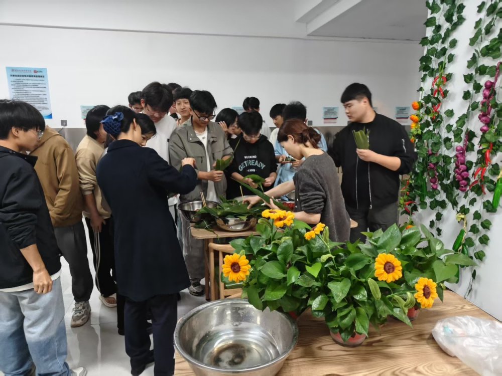 图片 2.png 图片 2.png