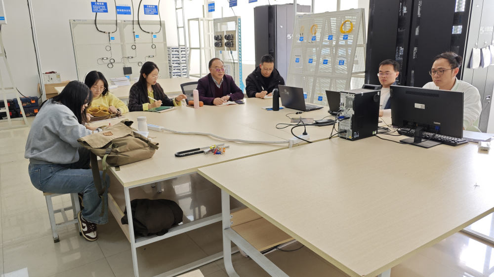 【教研活动】通信工程教研室2024-2025第二学期第三周教研会 第 1 张 【教研活动】通信工程教研室2024-2025第二学期第三周教研会 第 1 张