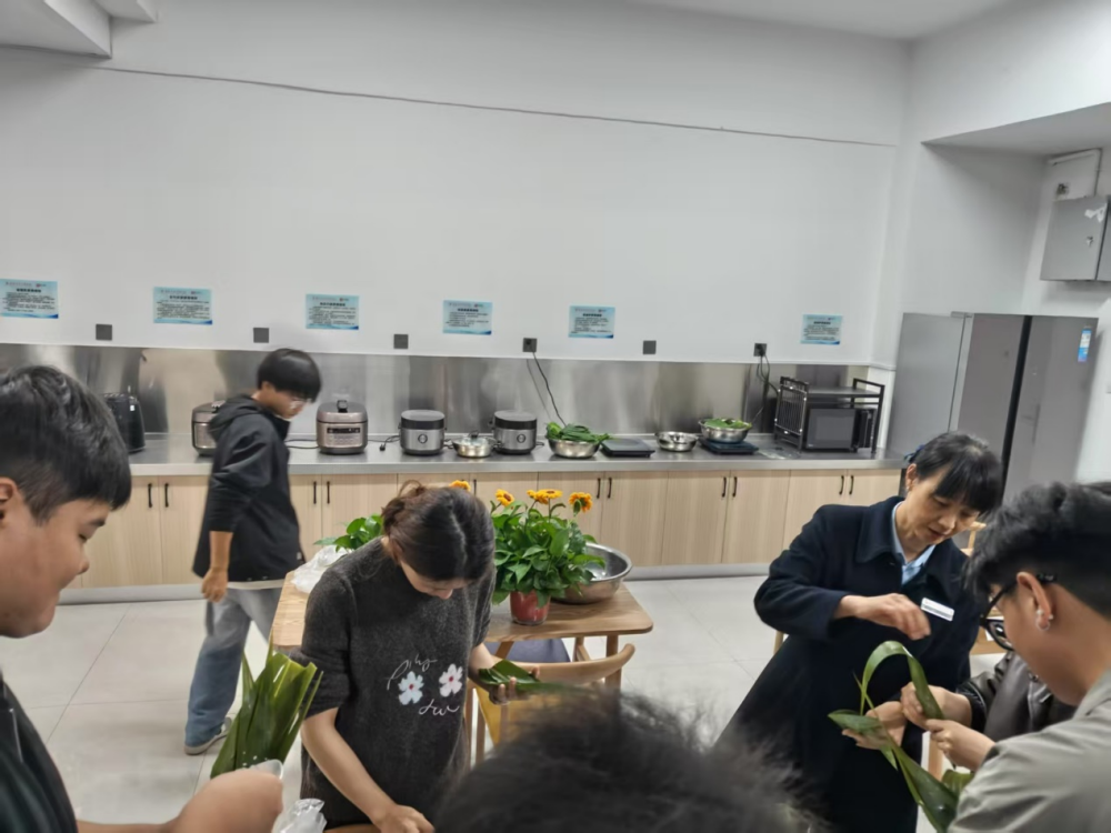 【信智社区】端午系列活动之“粽”有温暖 第 1 张 【信智社区】端午系列活动之“粽”有温暖 第 1 张