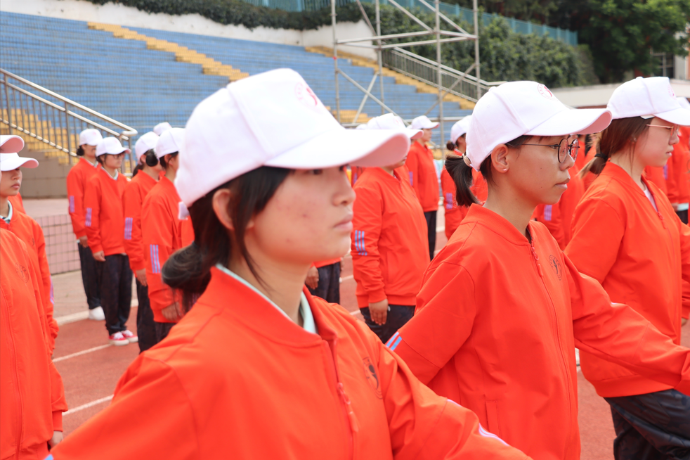 训之以严,砺之以行——云经管医学院军训纪实 第 6 张 训之以严,砺之以行——云经管医学院军训纪实 第 6 张