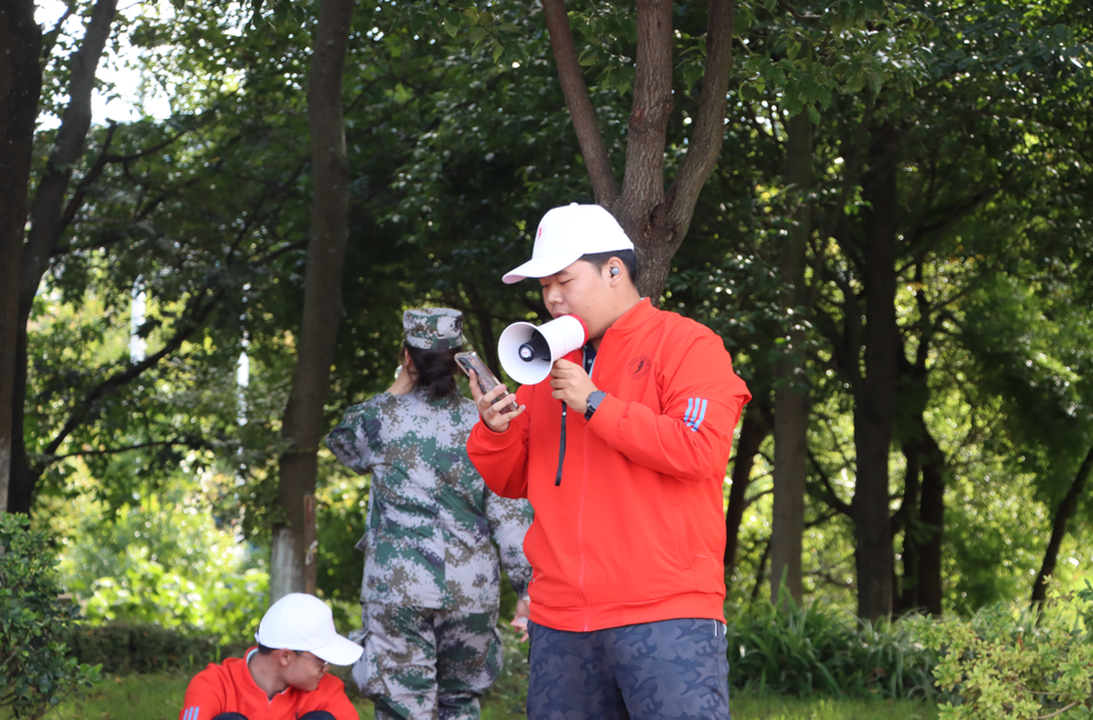 训练场上练硬功,才艺时光添温情 第 12 张 训练场上练硬功,才艺时光添温情 第 12 张