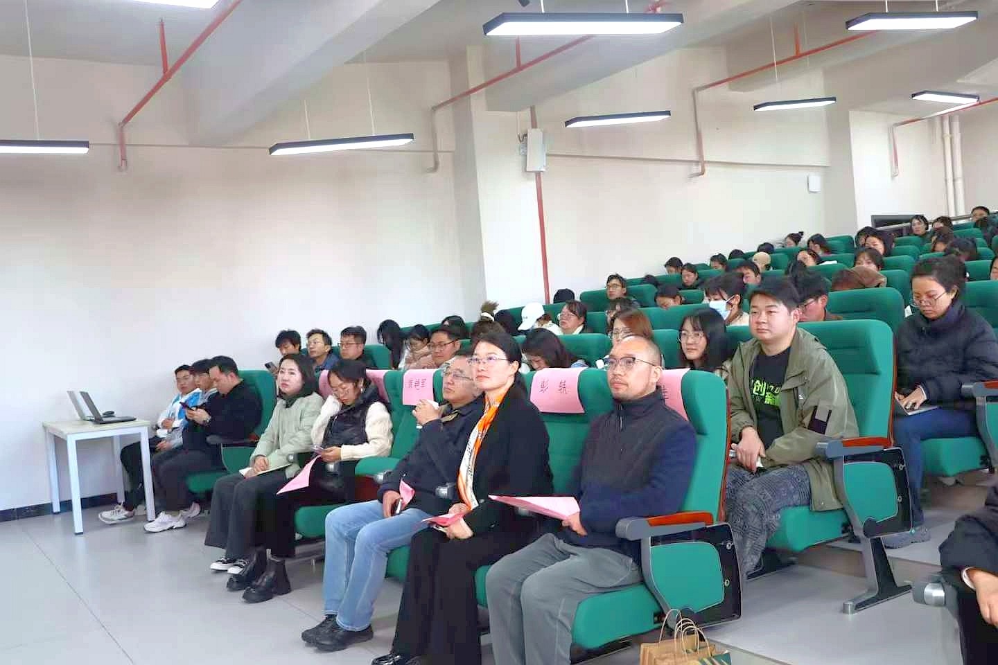 我敢闯、我会创——云南经济管理学院医学院中国国际大学生创新大赛（2026）院赛成功举办 第 2 张