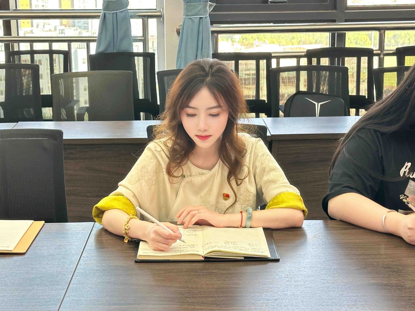 微信图片_20250616101948.jpg 微信图片_20250616101948.jpg