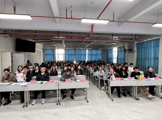 启航大创,梦想绽放 ——学院成功举办中国国际大学生创新大赛2025年院赛 第 2 张 启航大创,梦想绽放 ——学院成功举办中国国际大学生创新大赛2025年院赛 第 2 张