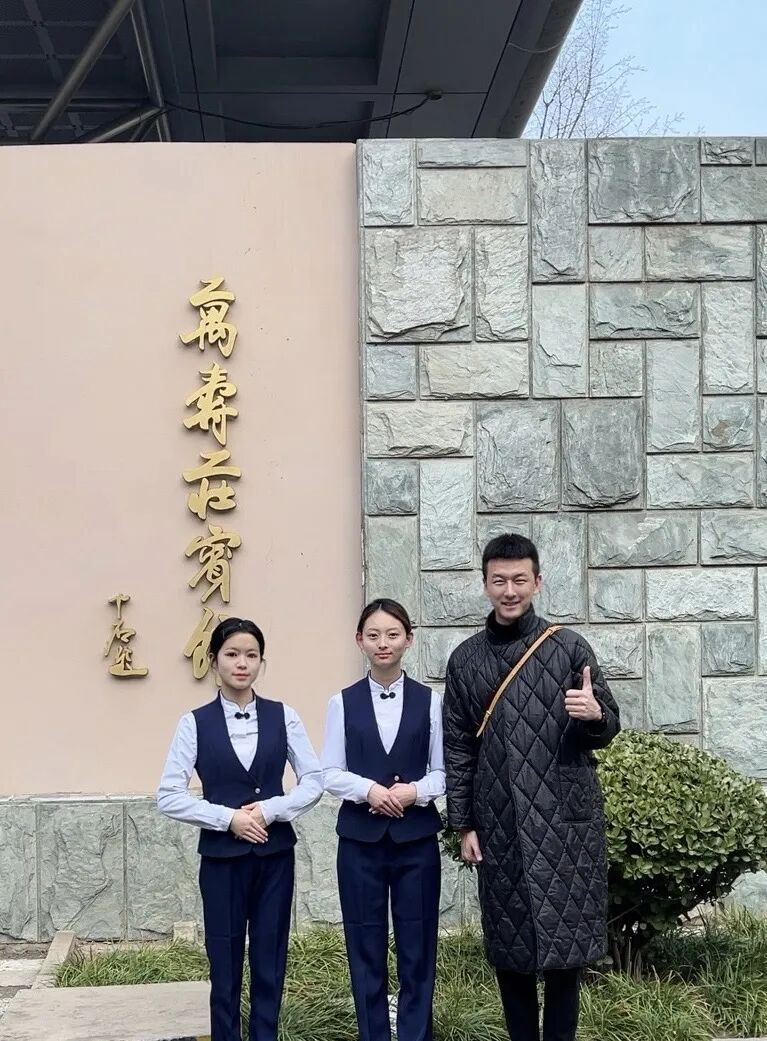 全国两会,云经管学子在现场! 第 4 张 全国两会,云经管学子在现场! 第 4 张