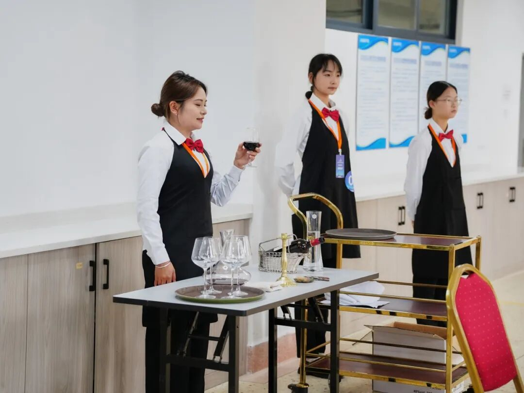 全国两会,云经管学子在现场! 第 9 张 全国两会,云经管学子在现场! 第 9 张