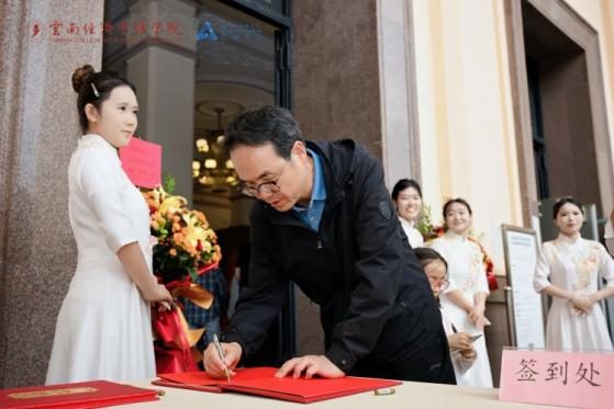 万象映界 艺彩绽放——云南经济管理学院艺术与传媒学院2026“万象·映界”展演今日绽放,双馆共赏艺术盛宴 第 5 张 万象映界 艺彩绽放——云南经济管理学院艺术与传媒学院2026“万象·映界”展演今日绽放,双馆共赏艺术盛宴 第 5 张