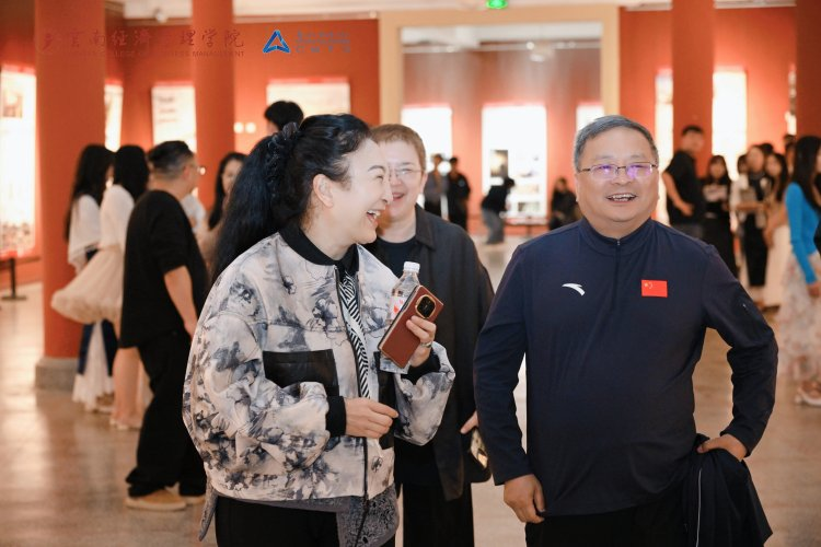 万象映界 艺彩绽放——云南经济管理学院艺术与传媒学院2026“万象·映界”展演今日绽放,双馆共赏艺术盛宴 第 24 张 万象映界 艺彩绽放——云南经济管理学院艺术与传媒学院2026“万象·映界”展演今日绽放,双馆共赏艺术盛宴 第 24 张