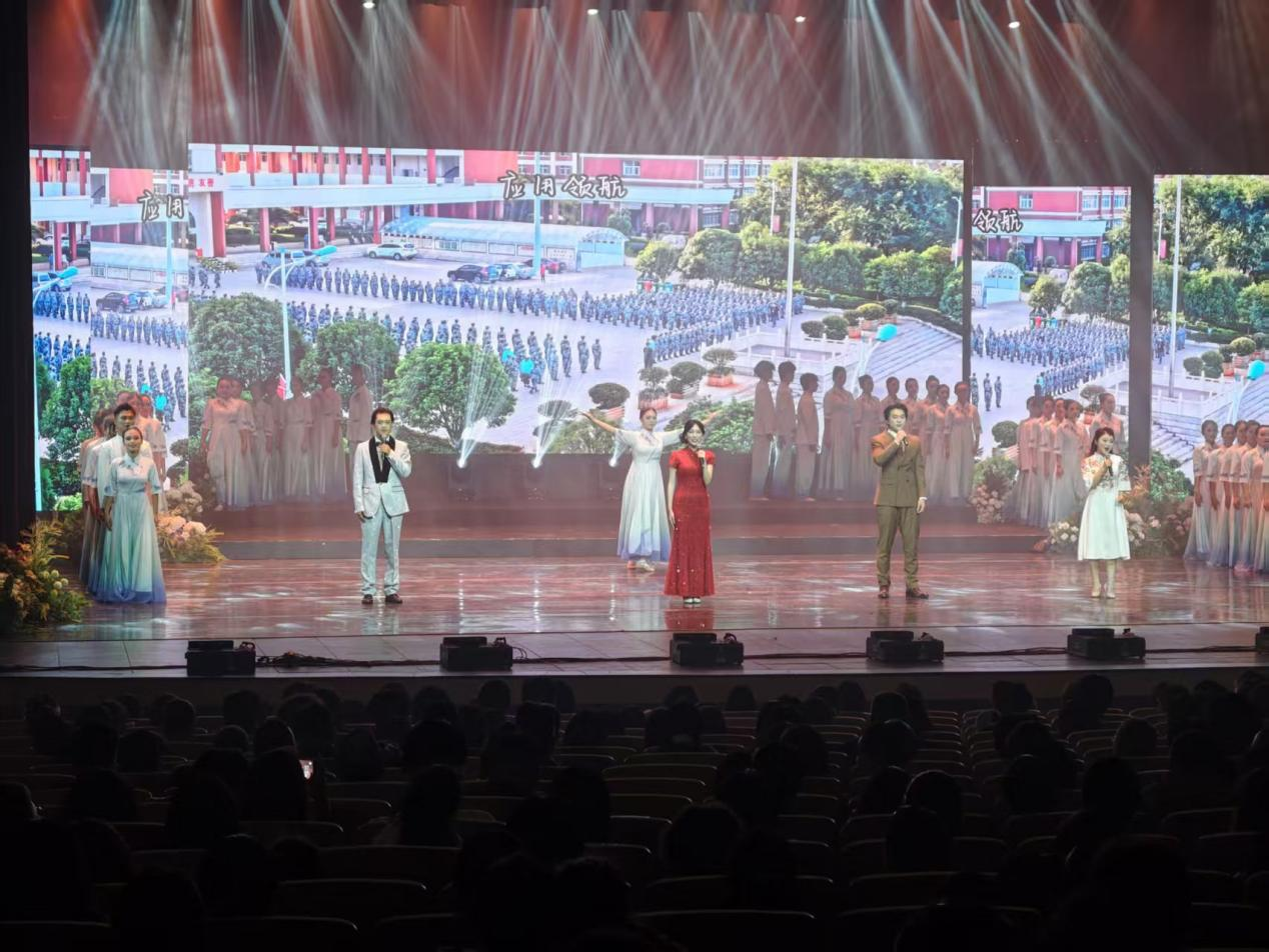 万象映界 艺彩绽放——云南经济管理学院艺术与传媒学院2026“万象·映界”展演今日绽放,双馆共赏艺术盛宴 第 41 张 万象映界 艺彩绽放——云南经济管理学院艺术与传媒学院2026“万象·映界”展演今日绽放,双馆共赏艺术盛宴 第 41 张